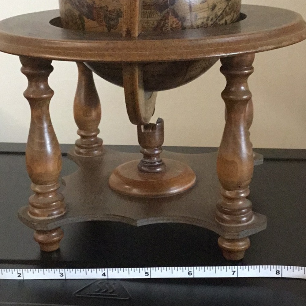 Wood Globe Decoration - Picture 5 of 16